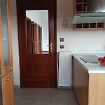 Totti Vilă *